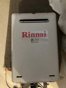 Rinnai b20 instantaneous hot water heater!!!