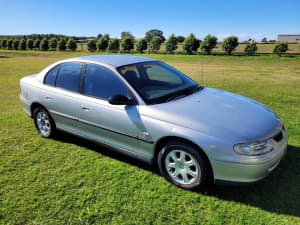 1999 Holden Commodore Olympic Edition 4 Sp Automatic 4d Sedan
