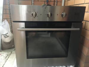 Robinhood Alto 5 function fan forced stainless steel 60cm oven