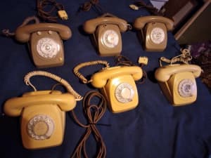 Dial Up Telephones x6