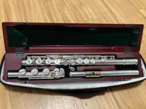 Pearl 795 Vigore Flute with B Foot