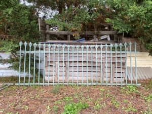 Fence Panels Metal x2 with Fleur-De-Lis Design