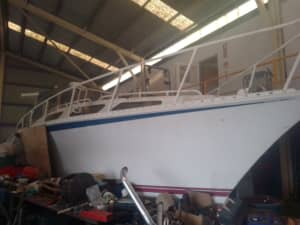 Special design boat 11.6 metres aluminium 