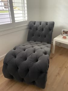 Single sofa like NEW 