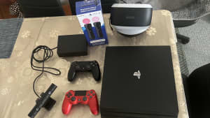 Sony PS4 Pro 1TB excellent condition