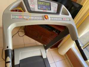 Treadmill JK Exer Versa Pro