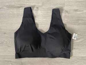 (Brand new with tag) Womens wirefree bra (size 16)