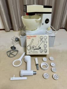 UPDATE - Vintage Kenwood Chef A901E Mixer and accessories
