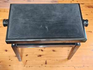 Kawai CL25 Digital Piano and adjustable stool