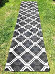 Black & White Floor Runner Rug - Washed & in Excellent Condition.