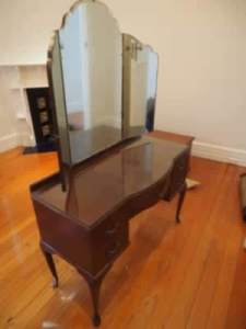 171cm Vintage Mirrored Vanity Dresser. Good Condition. Carlingford.