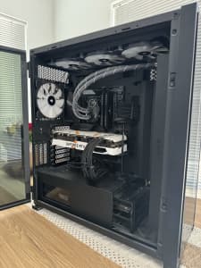 High End Gaming PC // 12900k RTX 3070