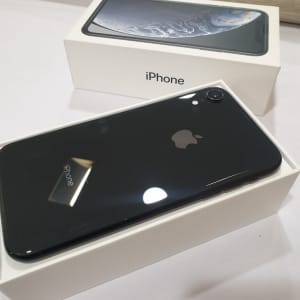 Apple iPhone XR SE2 8 Unlocked 🔓 😎 👌