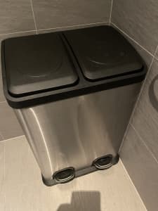 Double Kitchen bin