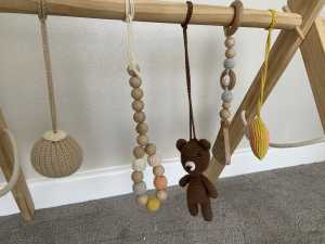 Baby wooden toy gym