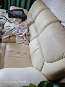 3 Seater Leather sofa with recliner*2