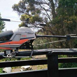 Large Remote control helicopter, Ergo 30 JR Propo -price negotiable