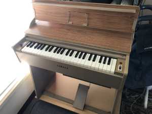 Vintage 60s Yamaha Reed Organ from Japan