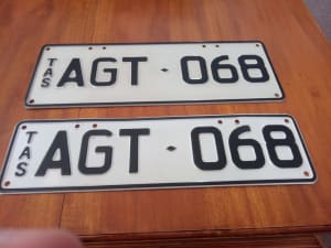 Numbers plates