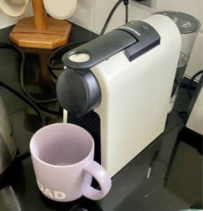 Nescafé Pod Machine
