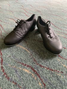 Bloch tap shoes - black - size 10