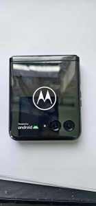Mint Cond. Motorola Moto Razr 40 Ultra 5G 256GB Unlocked - Phonebot