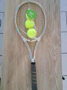 Lifesport Tennis Racquet + Tennis Balls 