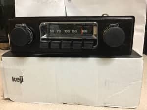 Vintage Genuine Ford Car Radio 1970’s in Great CONDITION RU-140B.$400