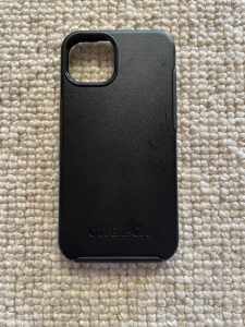 Black iPhone 13 OtterBox Case Symmetry Series LIKE NEW 📱
