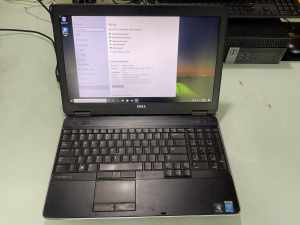 Dell 15” quad core i7 16Gb ram 256gb ssd laptop