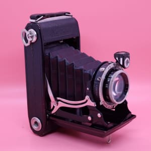 Zeiss Ikon Nettar with 105mm f/3.5. Film Camera.
6 Month Warranty 