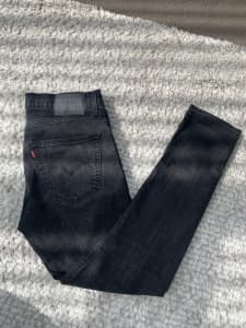 Levis 512 Mens Jeans, Great condition, Shipping for extra $10