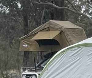 Rooftop Kings Touring Rooftop tent excellent condition for camping