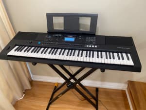 Yamaha PSR-EW425 Digital Keyboard.