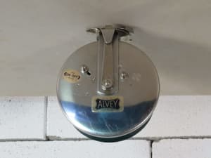 Alvey 500C fishing reel, green spool, excellent condition