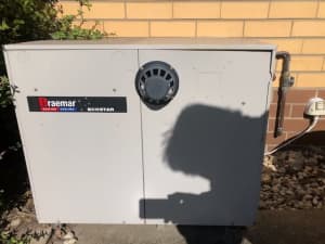 Gas ducted Central Heating unit, Braemar, 4 Y.O. Price New $1600