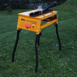 Triton series 2000 Router or Jigsaw Stand, portable work bench