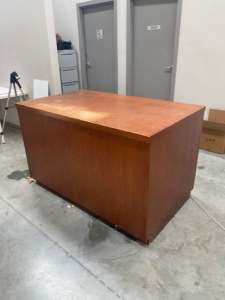 Large table or shop counter unit