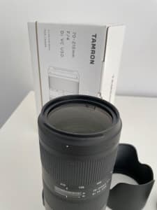 Tamron 70-210mm f/4 for Canon EF   FREE UV Filter