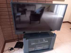 JVC TV 48inch with TV stand