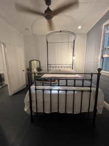 Wrought iron double bed new mattress