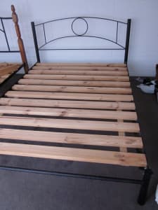 Queen bed solid Iron frame and solid slats