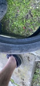 One 225/35/20 Tyre