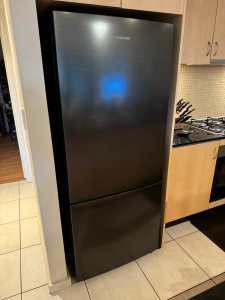 Samsung Refrigerator / 427L / Bottom Mount - priced to sell!