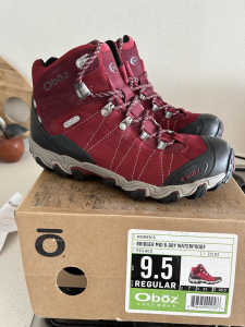 Oboz Bridger Mid B-Dry Women’s Waterproof hiking boots