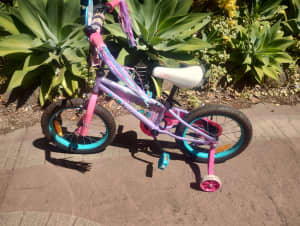 Bike kids 16 ,Barbie variant In good clean ready to ride condition R
