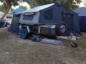 Challenge Outback Deluxe Walk-In Off Road Camper Trailer