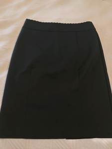 REVIEW Size 12 Black Skirt *Like New*_CAMBERWELL VIC