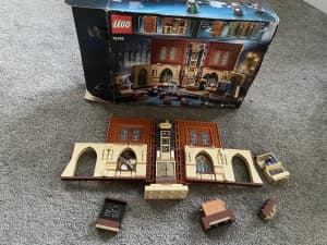 For sale Harry Potter Lego book