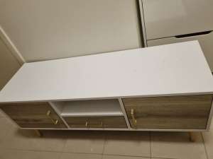 TV cabinet (120cm L x 47H x 40W) Scandinavian design, PICKUP ONLY